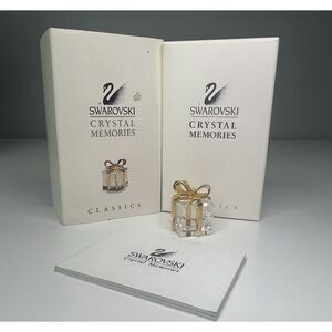 Swarovski Crystal Memories Present With Gold Bow Figurine Retired 2005 W/ Box